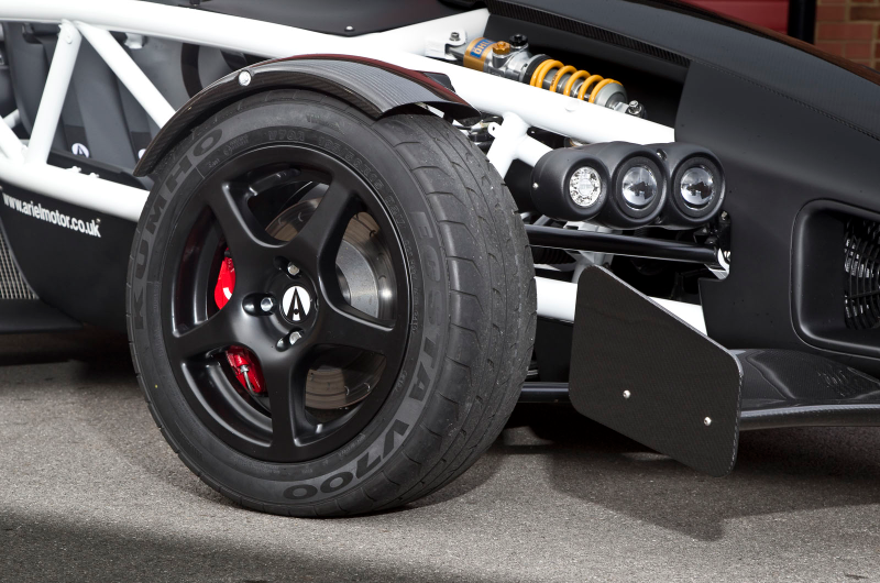 Illustration for article titled The Ariel Atom 3.5R Will Eat Supercars For Breakfast, Lunch and Dinner